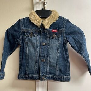 Kids warm thick wrangler jacket fur collard size 4t